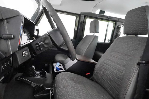 Vehicle Image 12