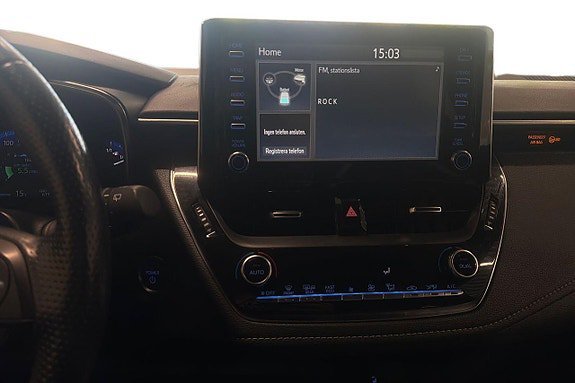 Vehicle Image 16