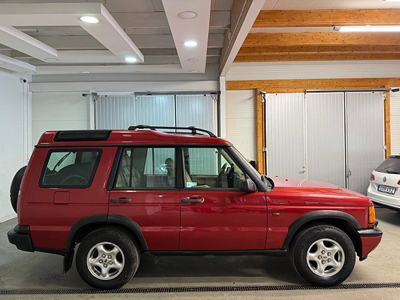Vehicle Image 16
