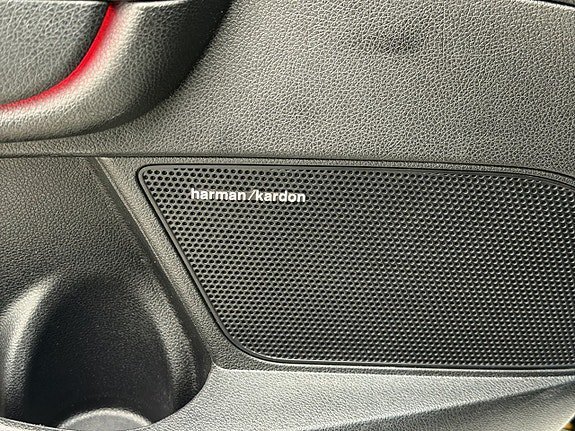 Vehicle Image 38