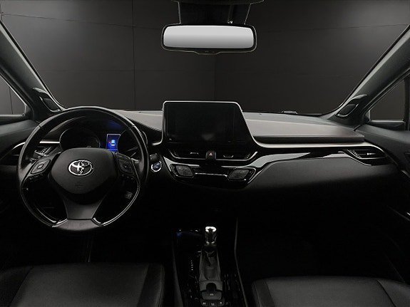 Vehicle Image 19