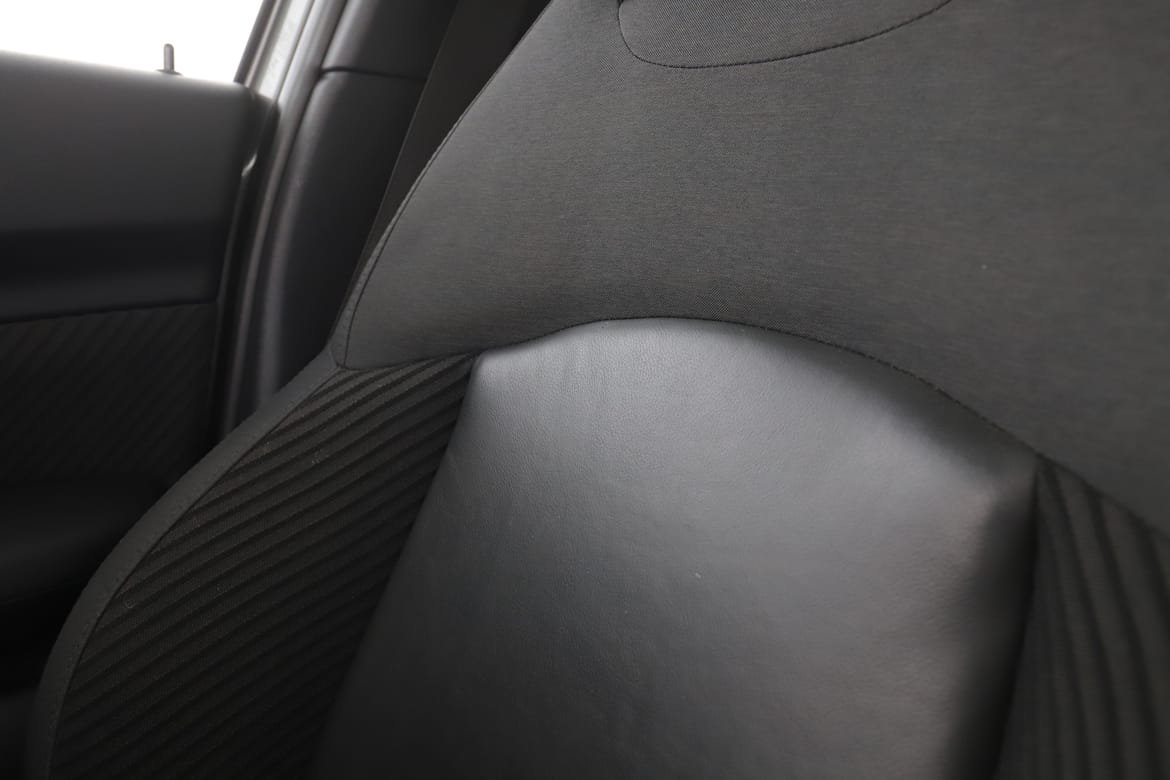 Vehicle Image 33