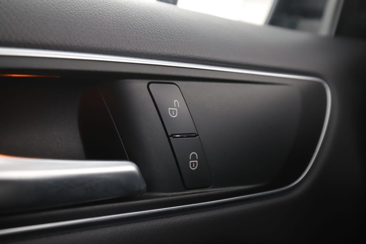 Vehicle Image 33