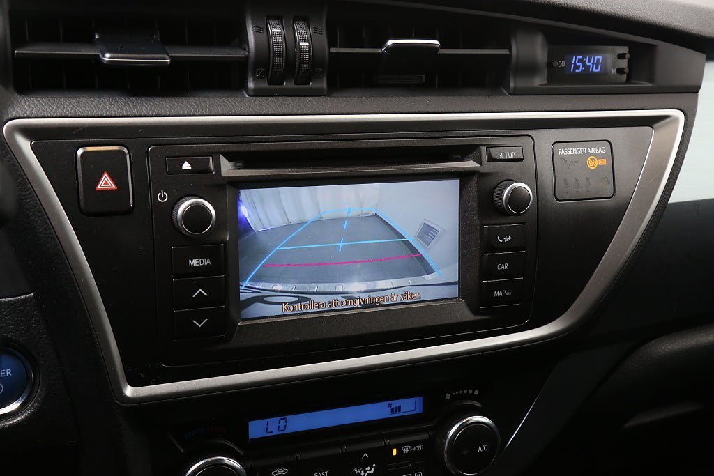 Vehicle Image 16