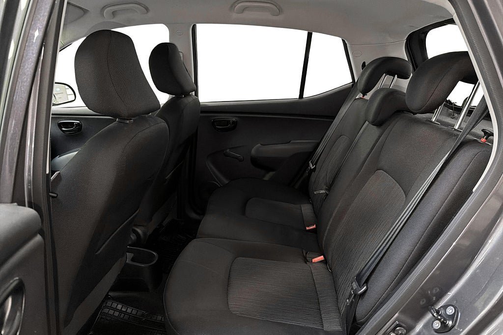 Vehicle Image 11