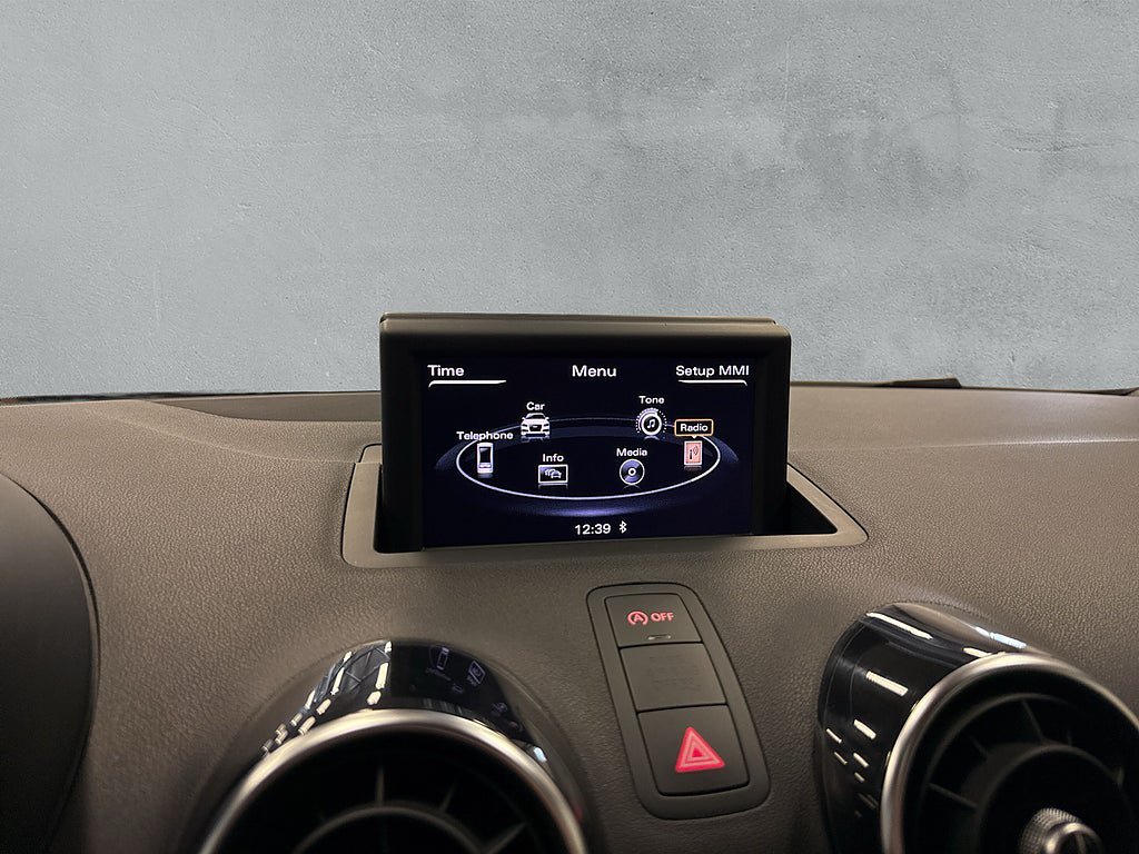 Vehicle Image 19