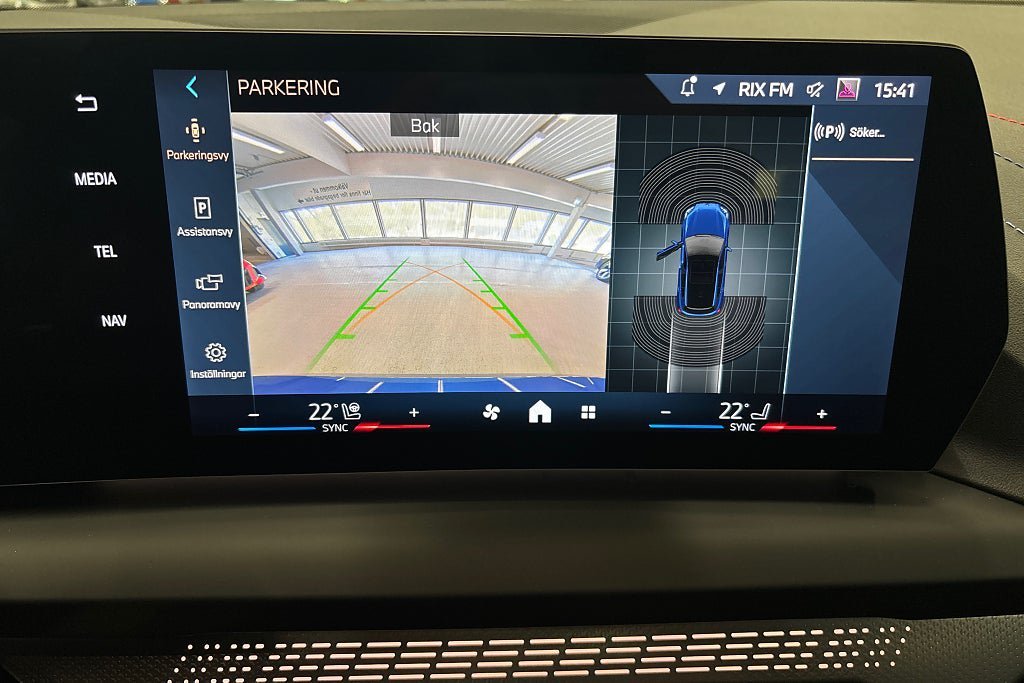 Vehicle Image 14