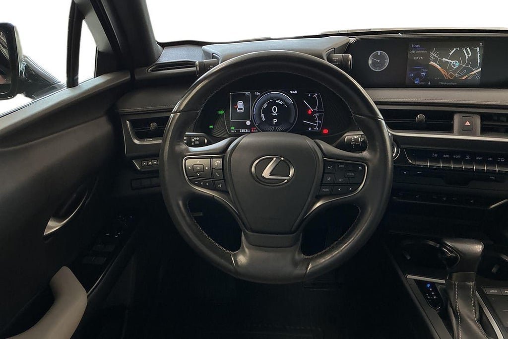 Vehicle Image 11