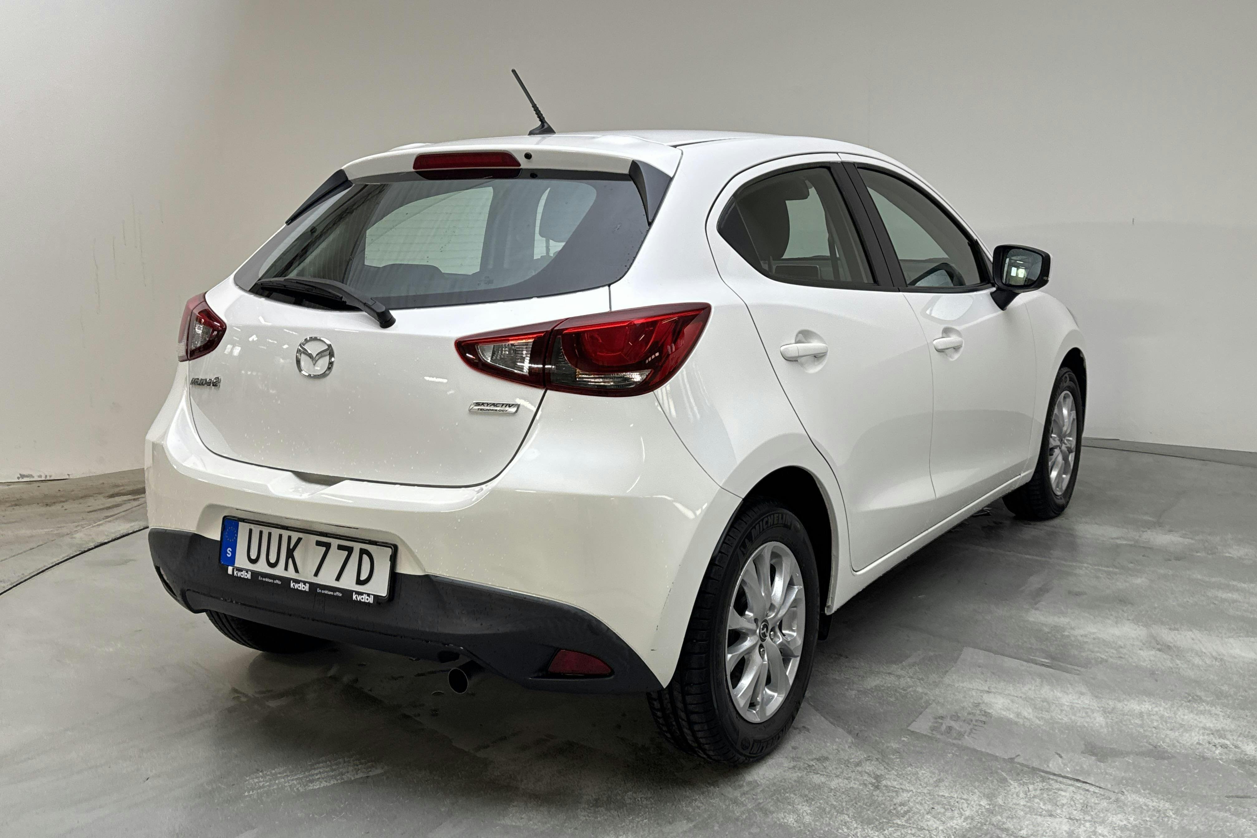 Vehicle Image 3