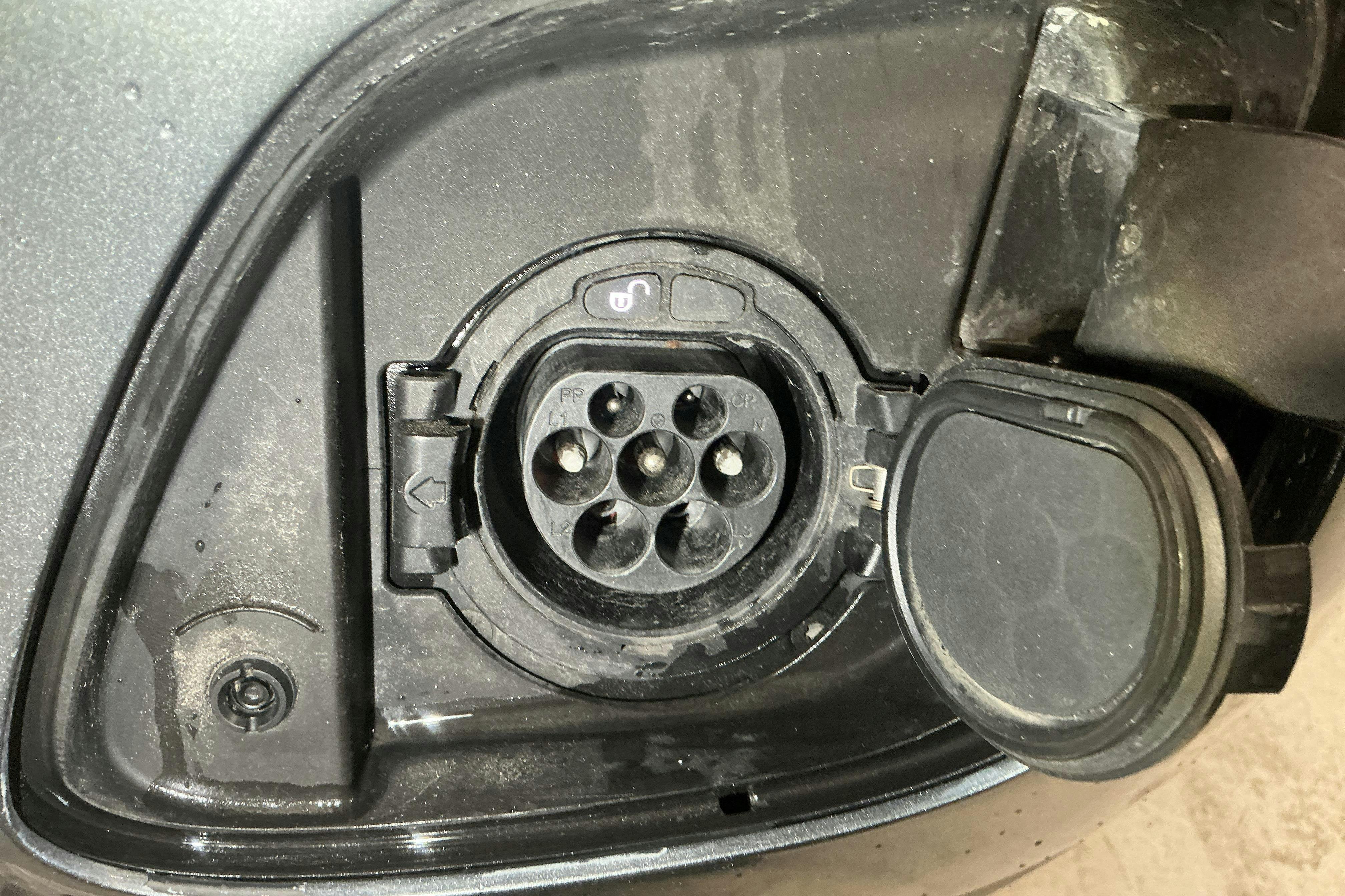 Vehicle Image 14