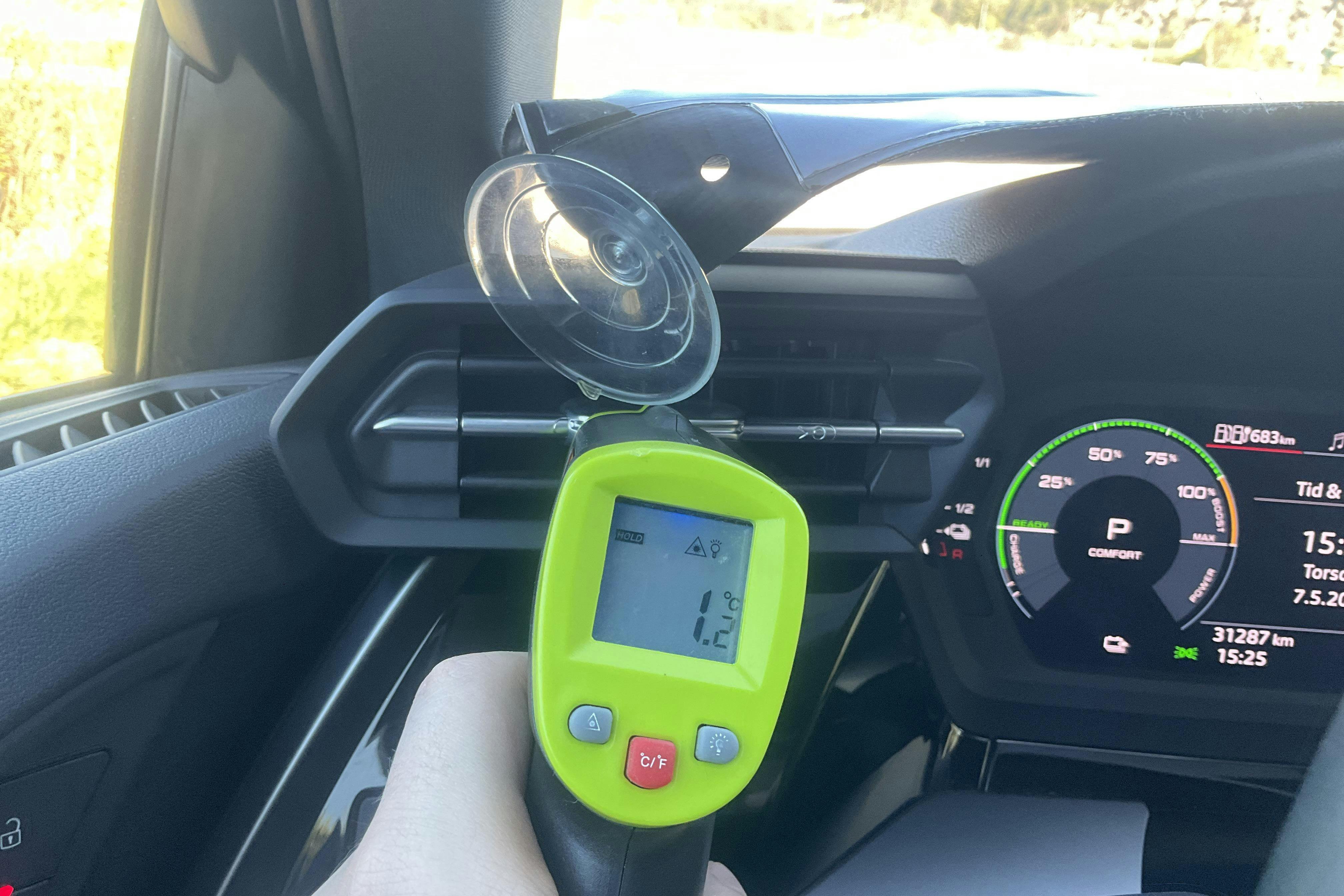 Vehicle Image 17