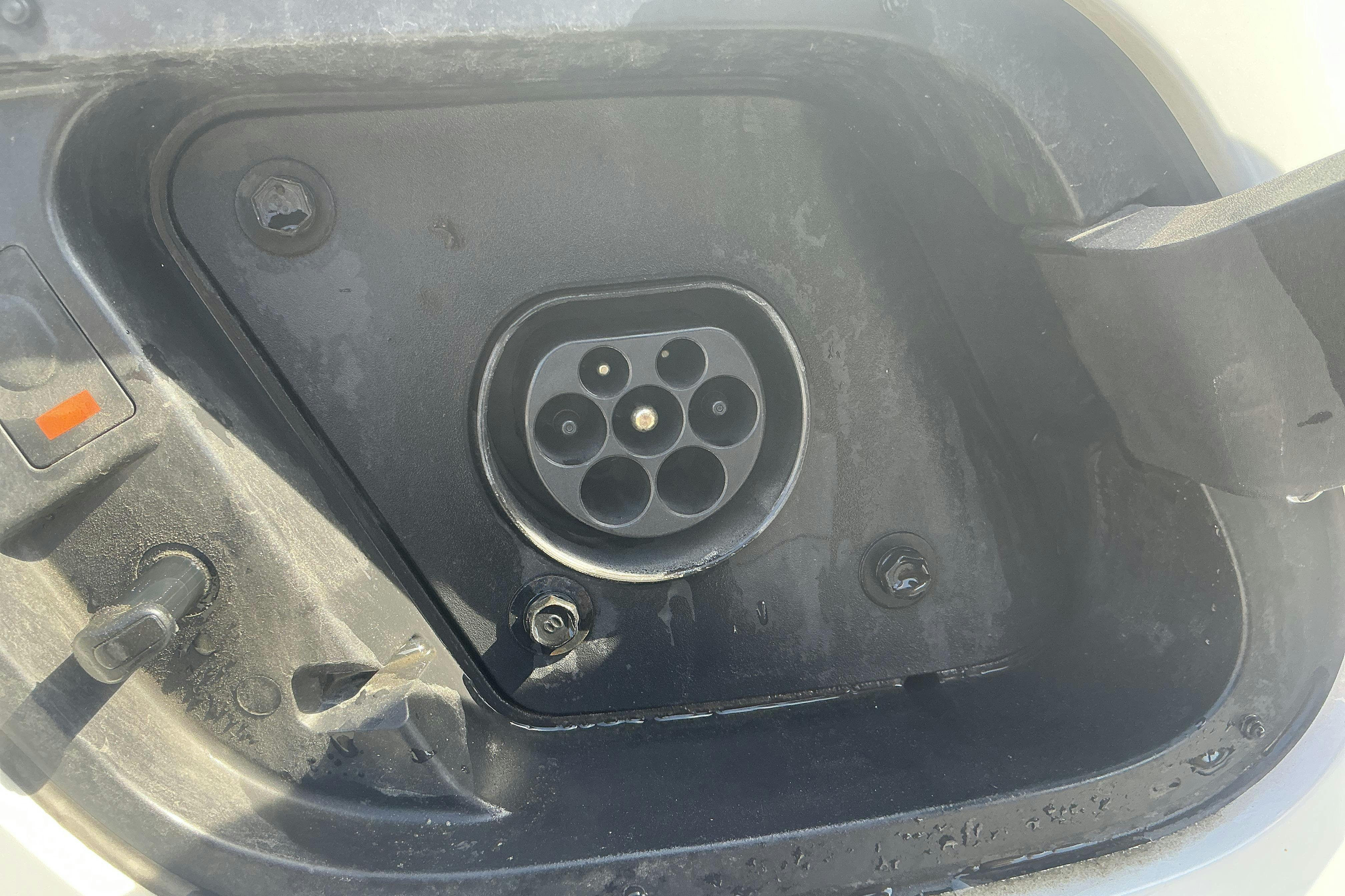 Vehicle Image 15