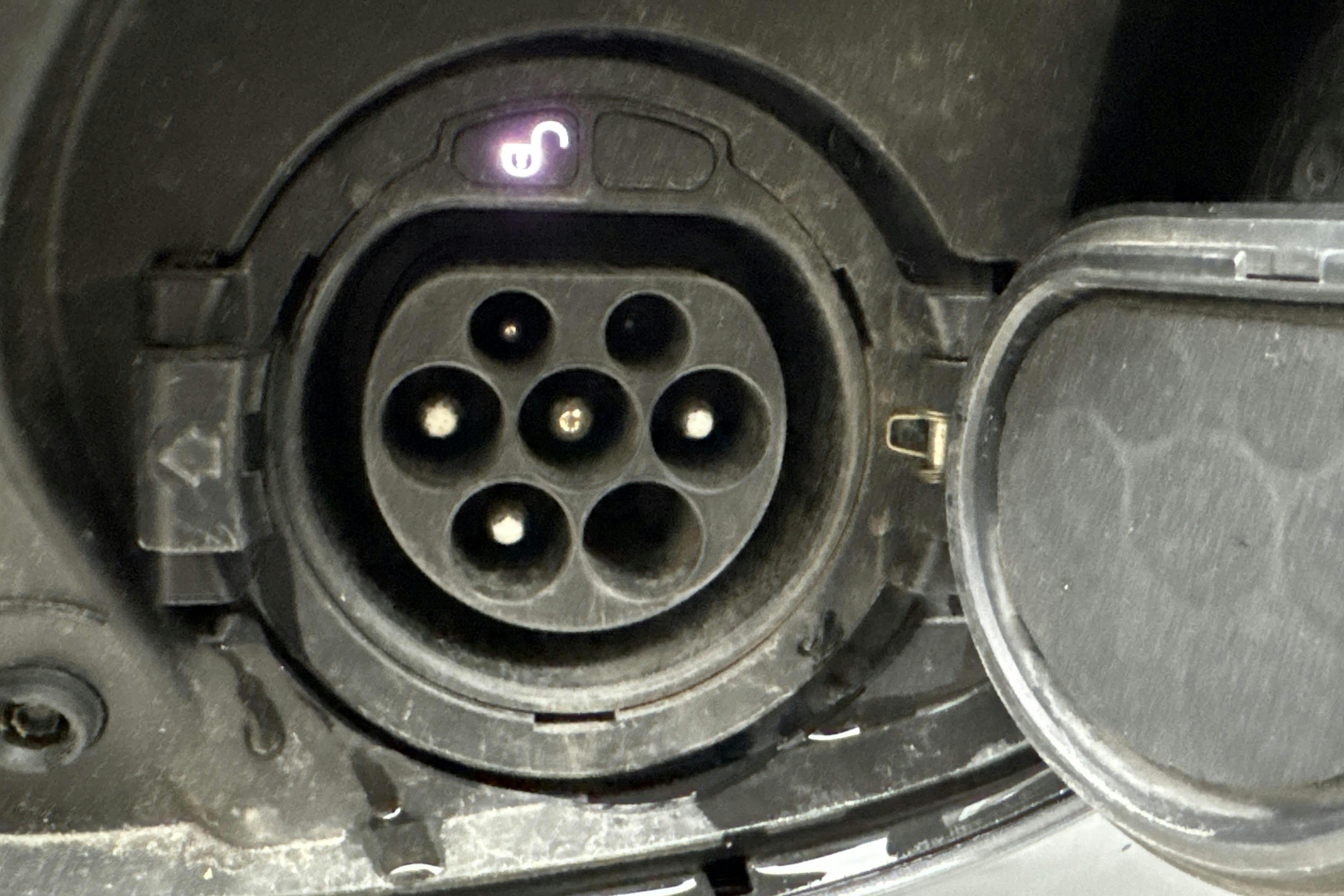 Vehicle Image 17