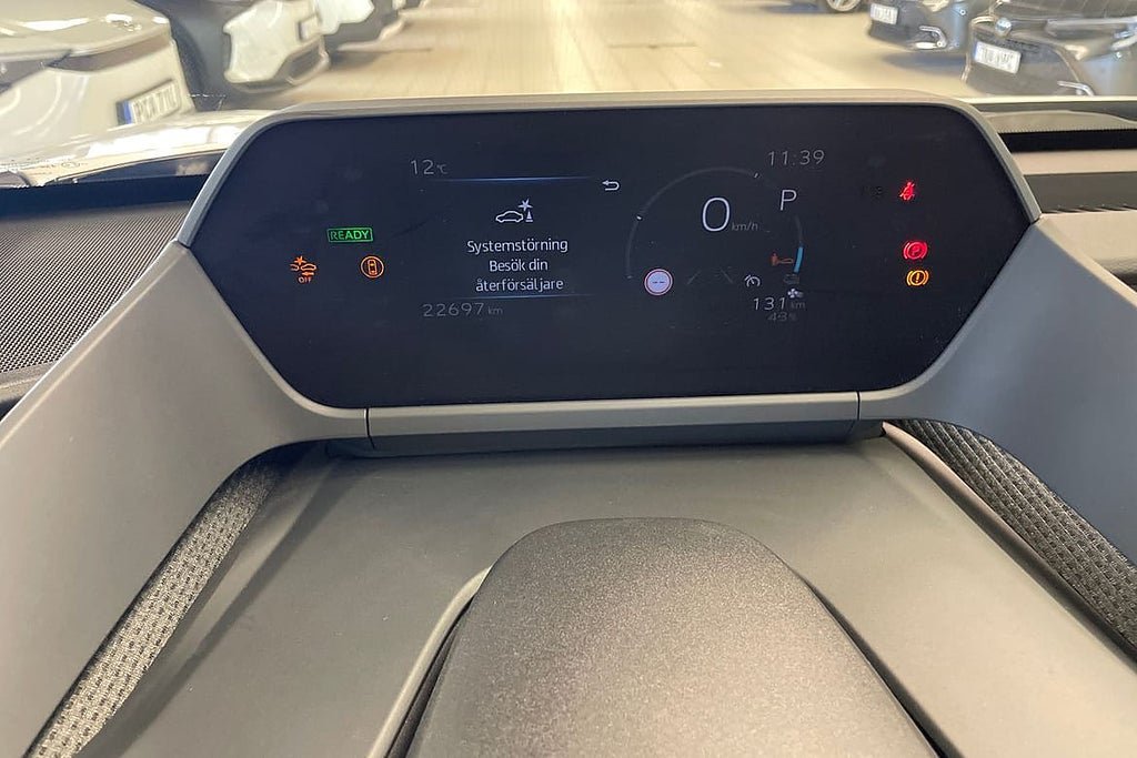 Vehicle Image 16