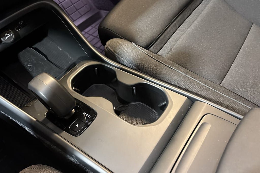 Vehicle Image 17