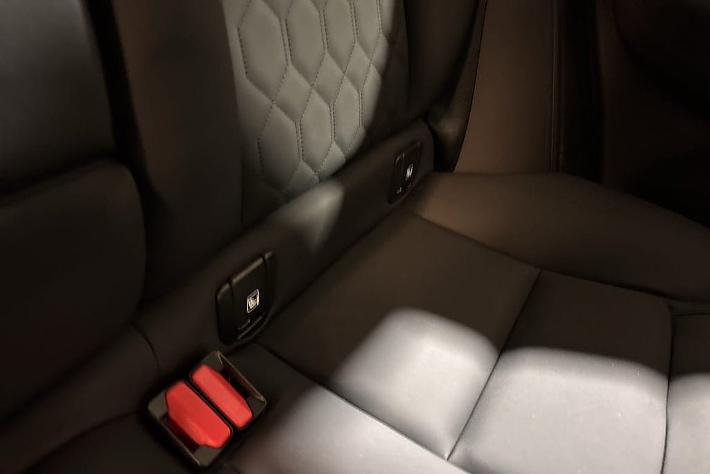 Vehicle Image 33