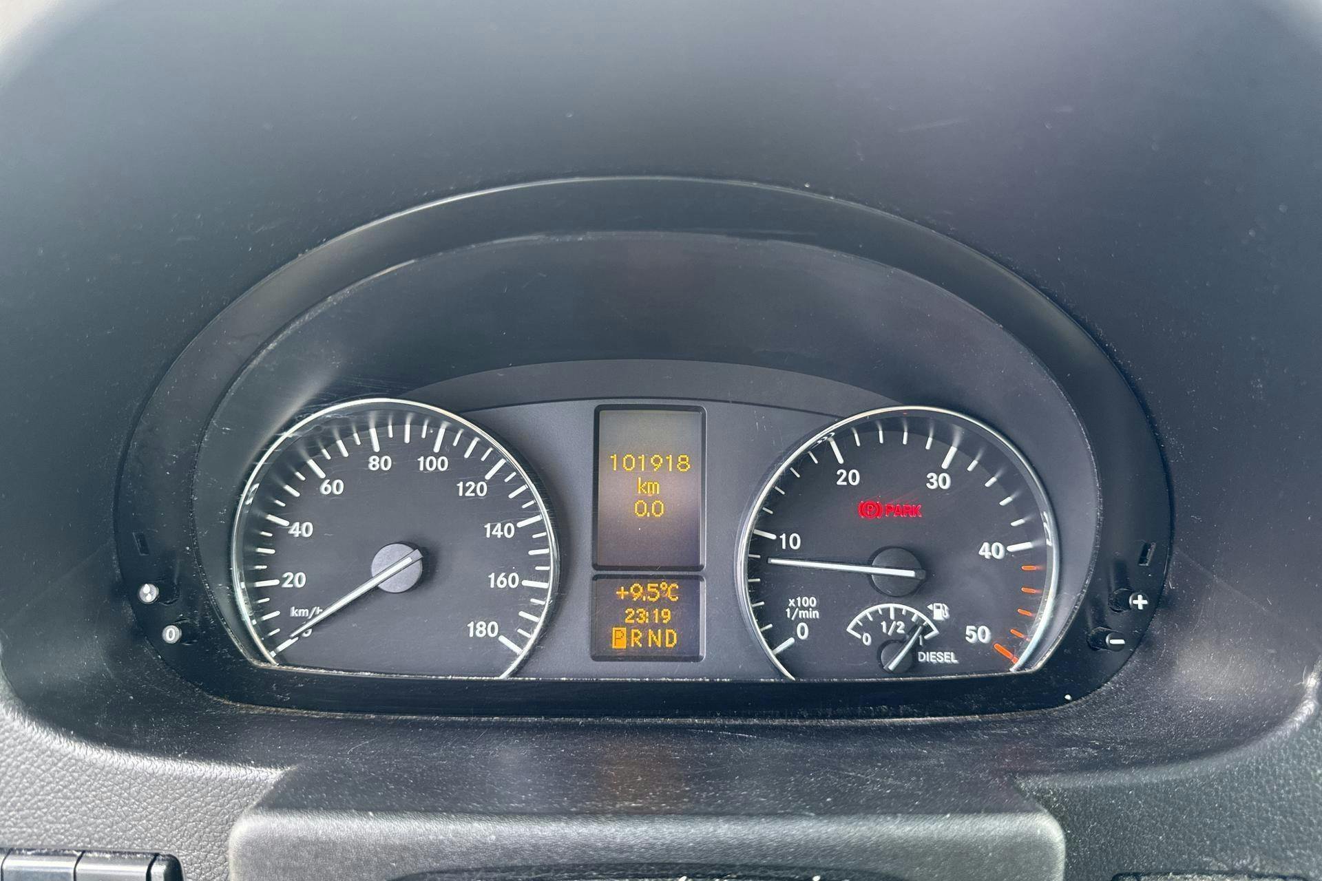 Vehicle Image 10