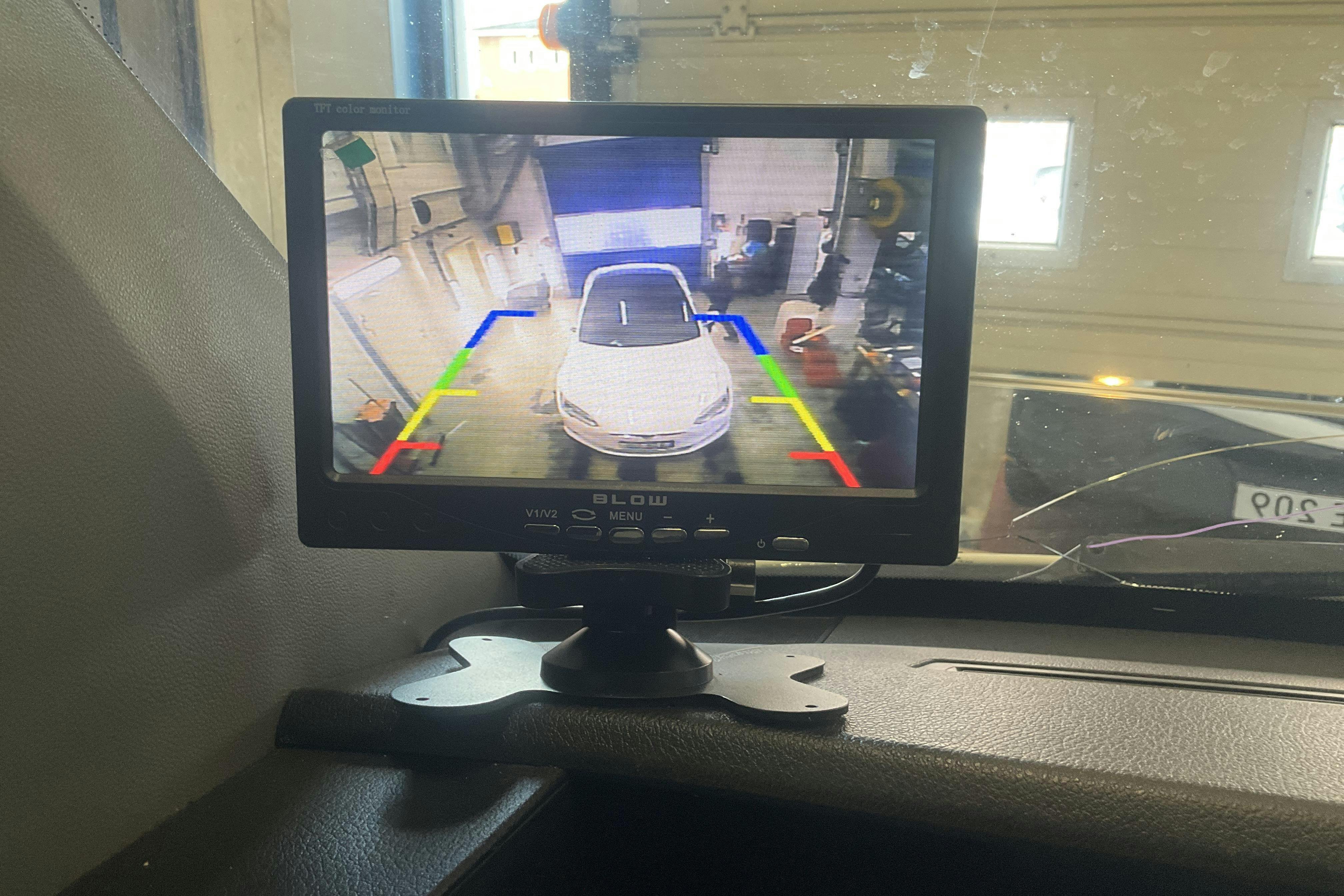 Vehicle Image 11