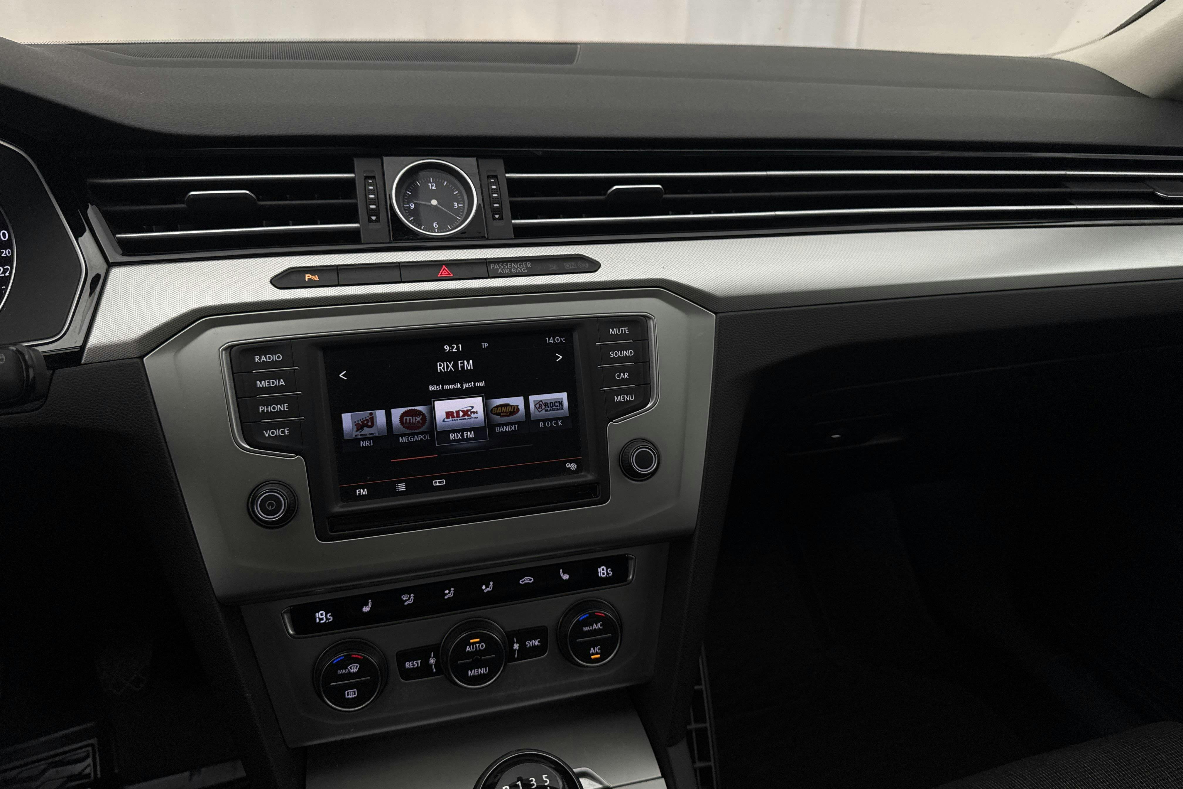 Vehicle Image 13