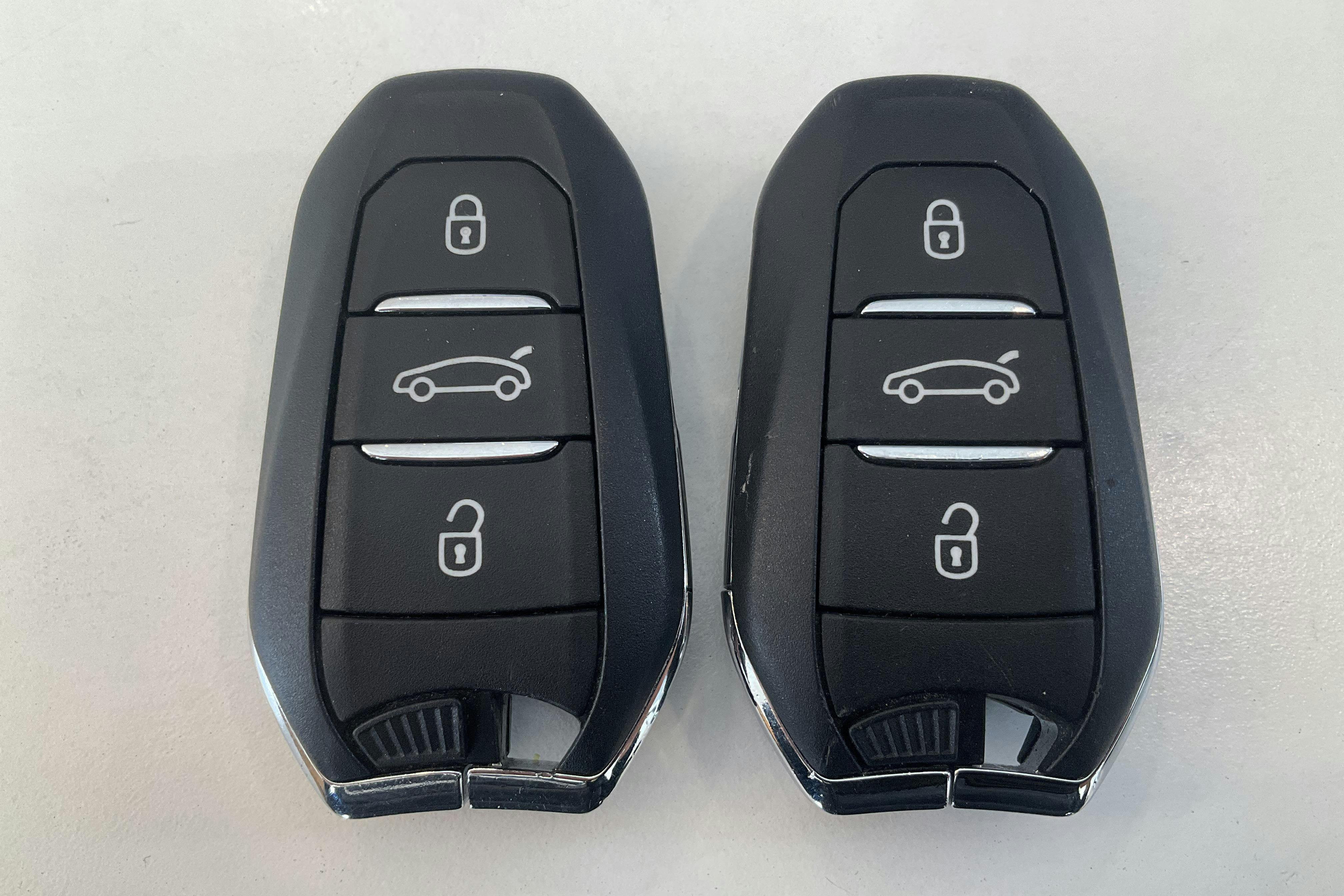 Vehicle Image 23