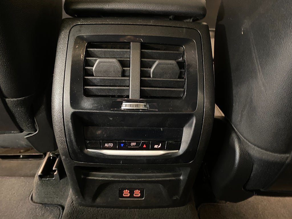 Vehicle Image 48
