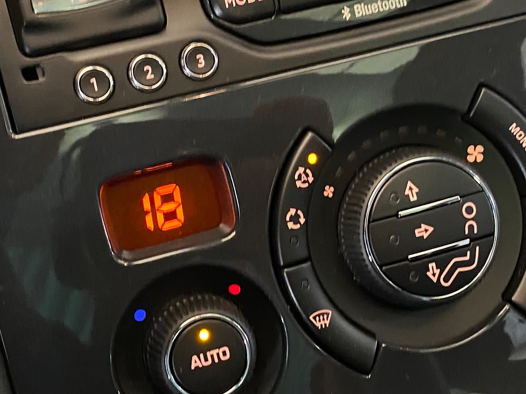 Vehicle Image 71