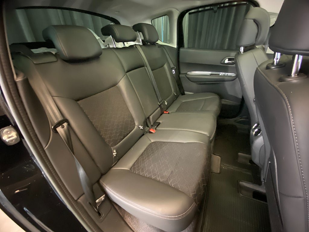 Vehicle Image 80