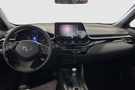 Vehicle Image 10