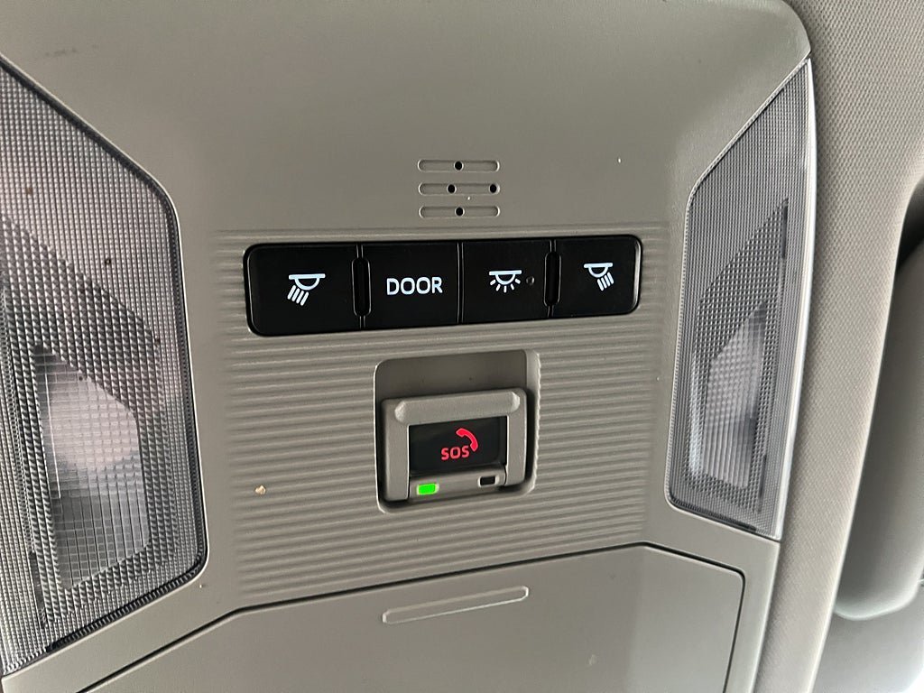 Vehicle Image 23