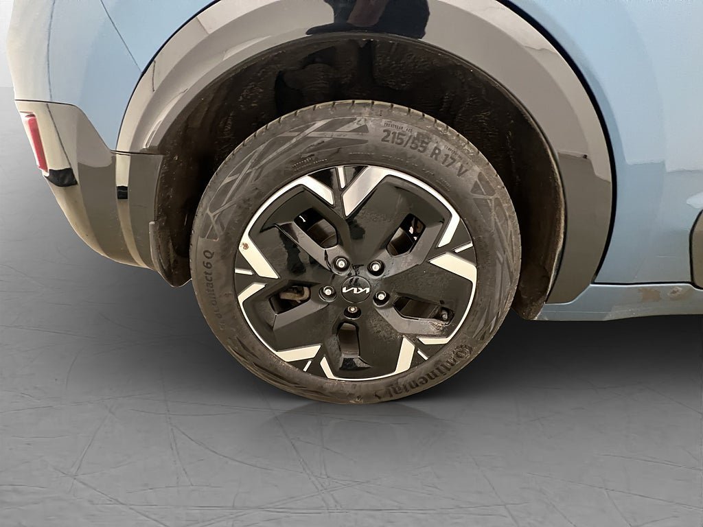 Vehicle Image 34