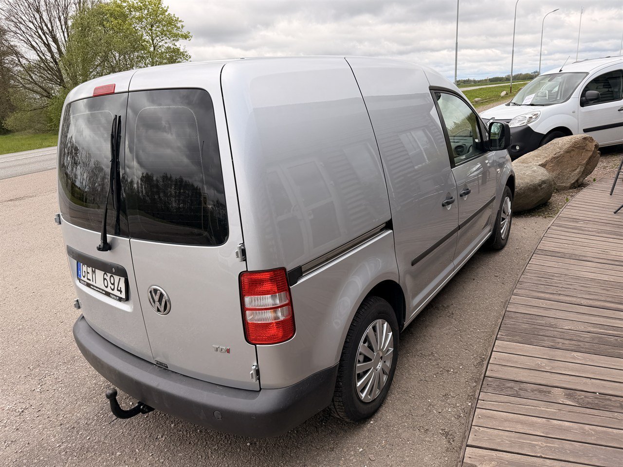 Vehicle Image 4
