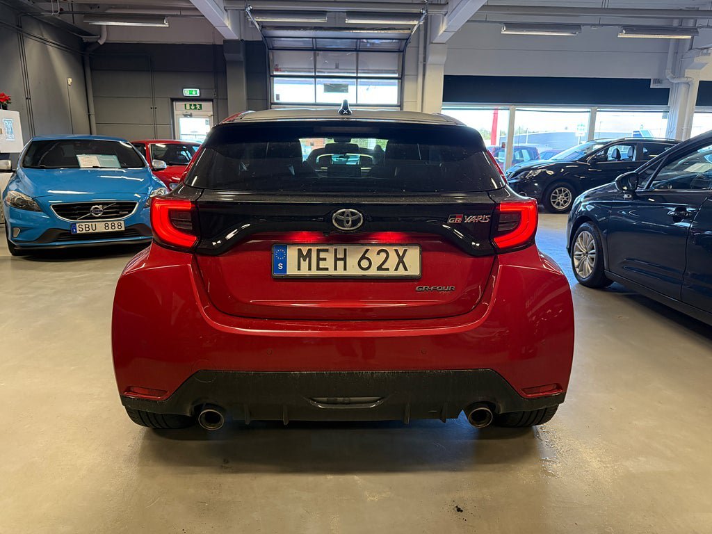 Vehicle Image 7