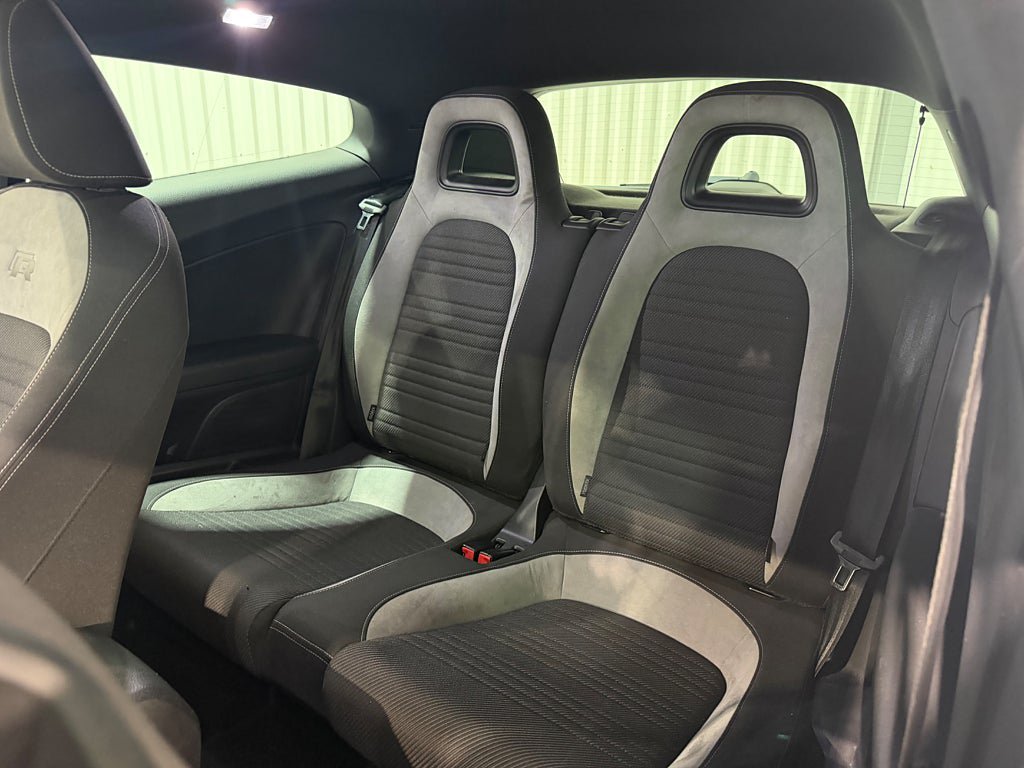 Vehicle Image 23