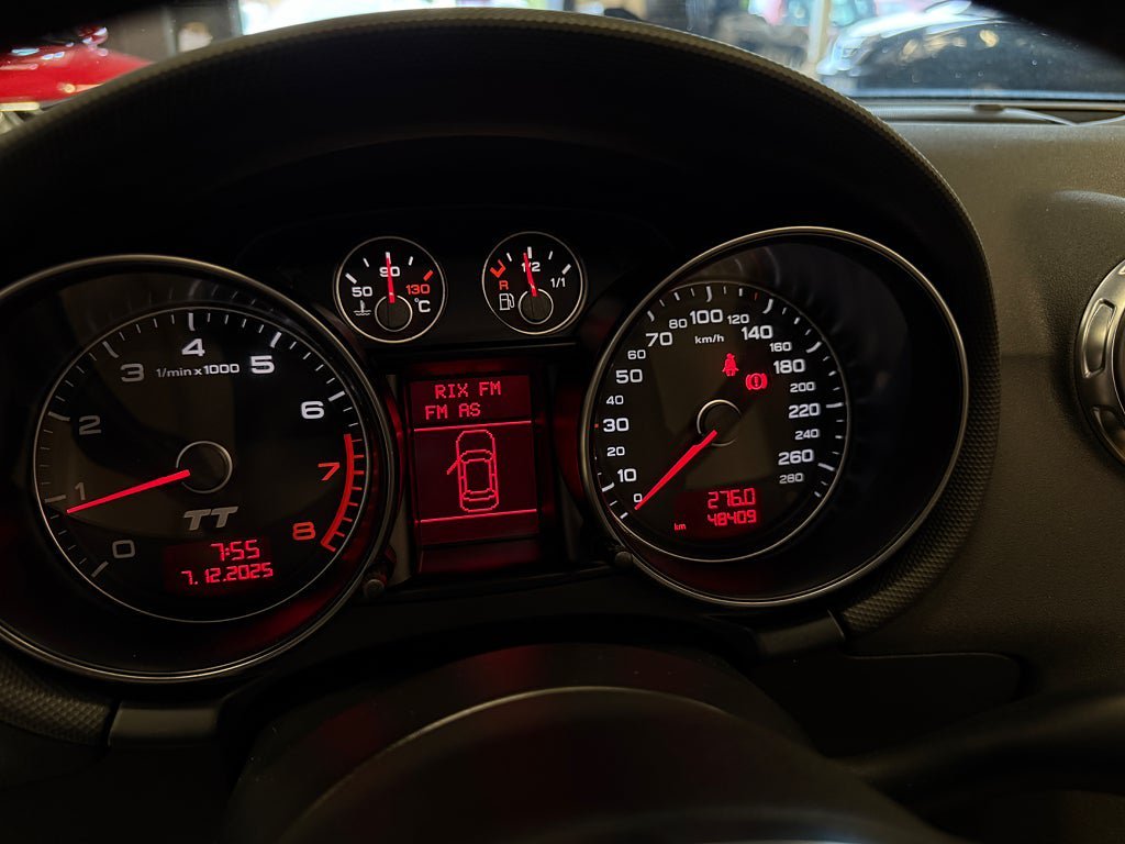 Vehicle Image 22
