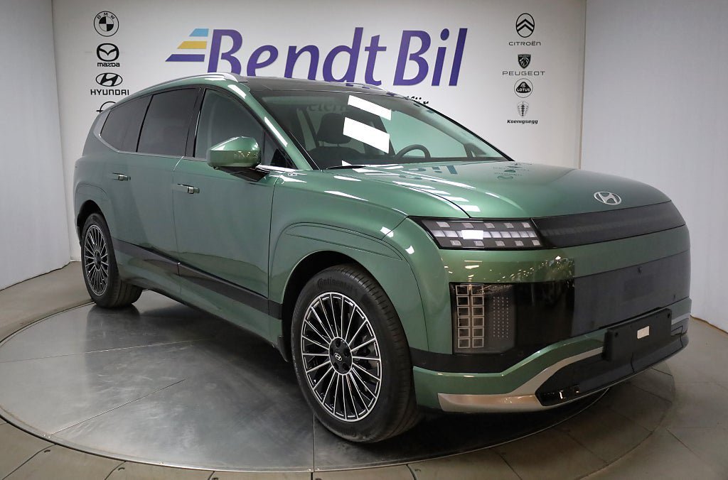 Vehicle Image 28