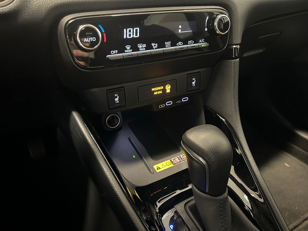 Vehicle Image 15