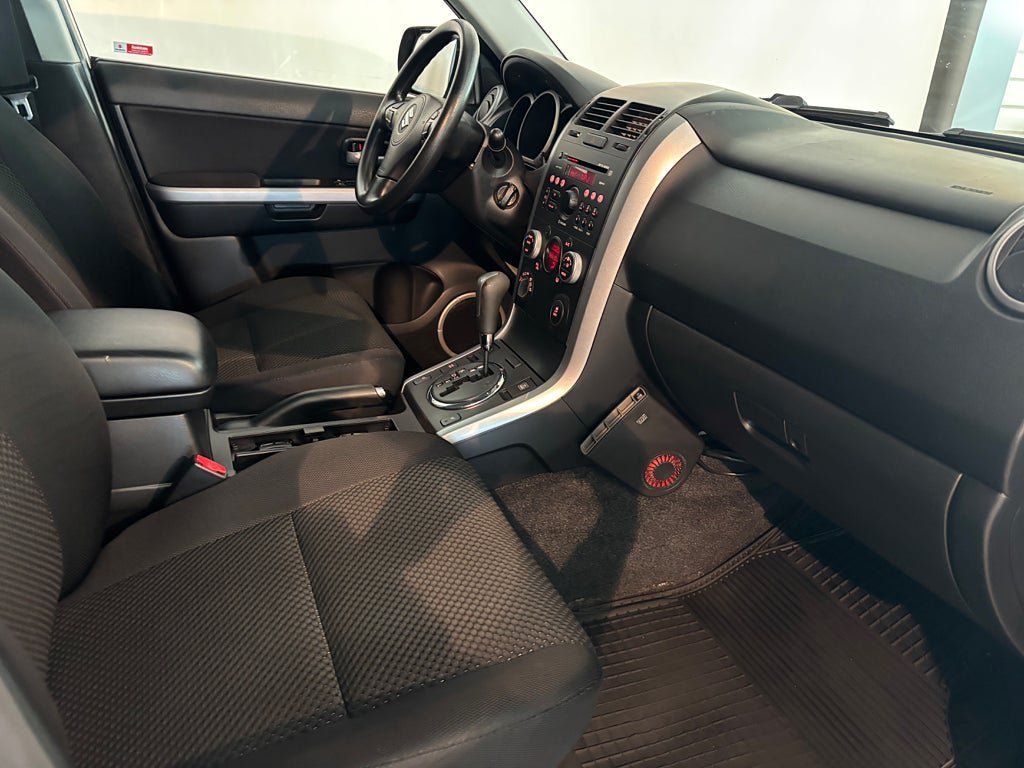 Vehicle Image 7