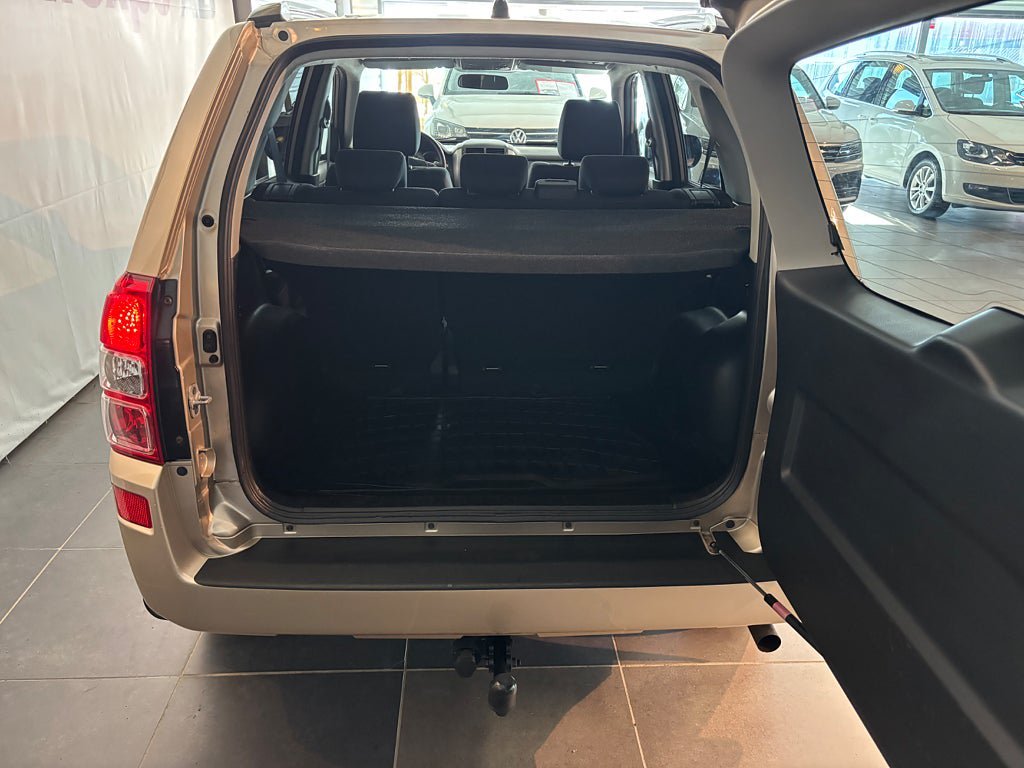 Vehicle Image 10