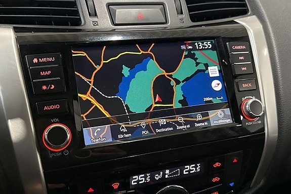 Vehicle Image 24