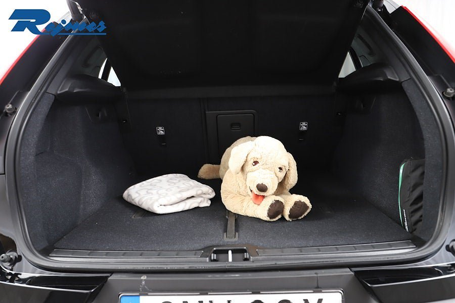 Vehicle Image 23