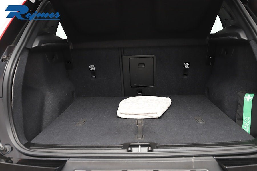 Vehicle Image 23