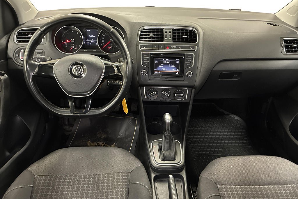Vehicle Image 11