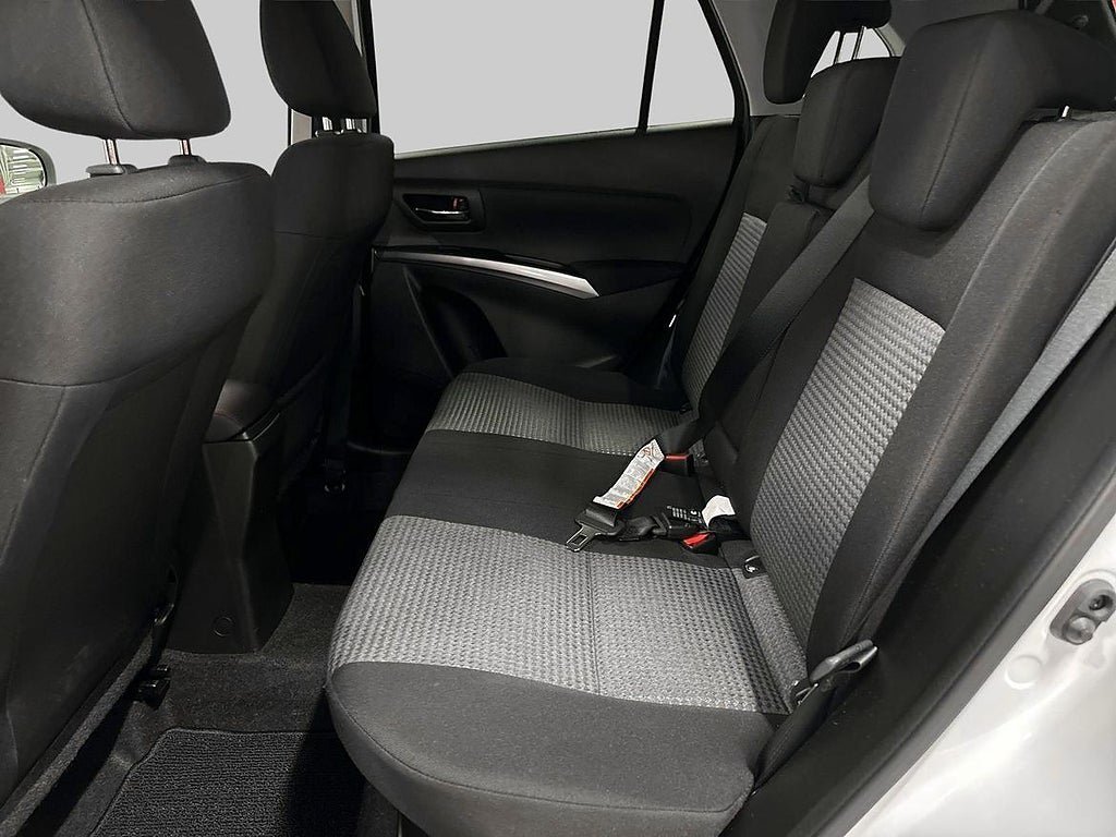 Vehicle Image 11