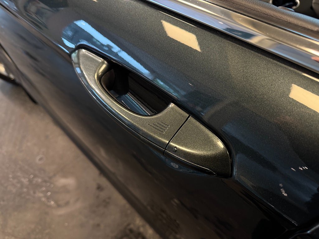 Vehicle Image 24