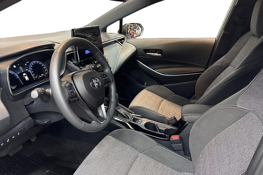 Vehicle Image 14