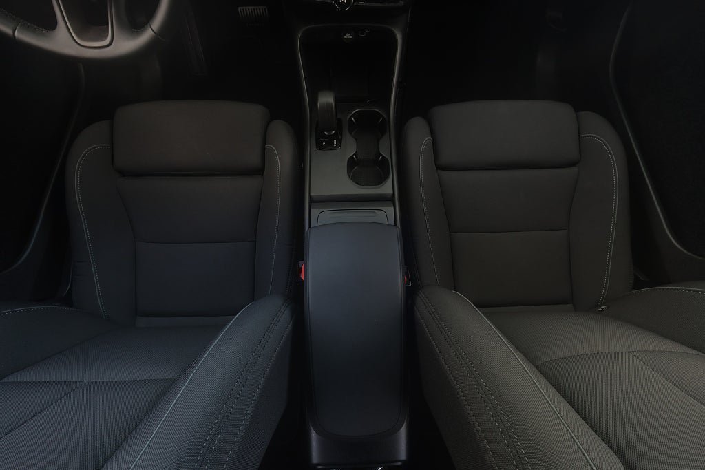 Vehicle Image 12