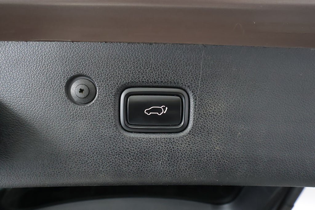 Vehicle Image 28