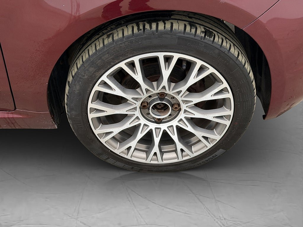 Vehicle Image 20