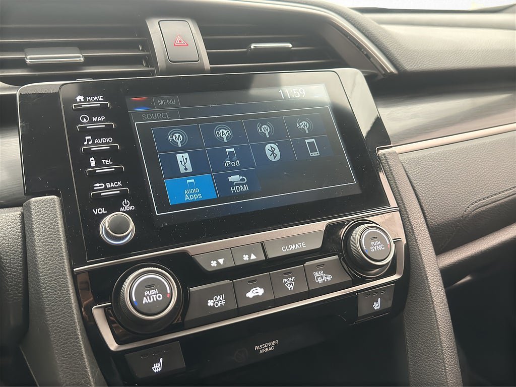 Vehicle Image 22