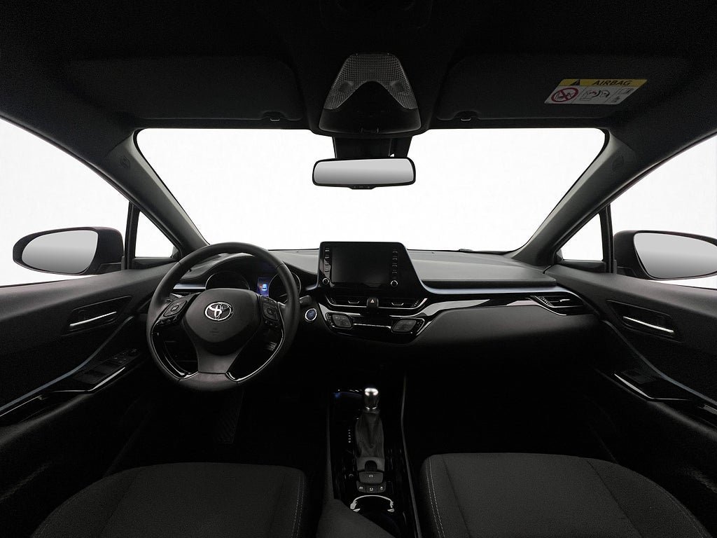 Vehicle Image 12